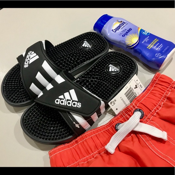 Adidas Adissage K sandals Size 4 - Picture 2 of 8